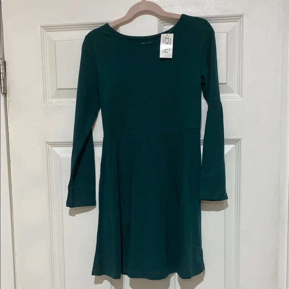 The Children’s Place Long Sleeve Green Dress Girls medium (7/8) Cotton/poly NWT - Picture 1 of 4